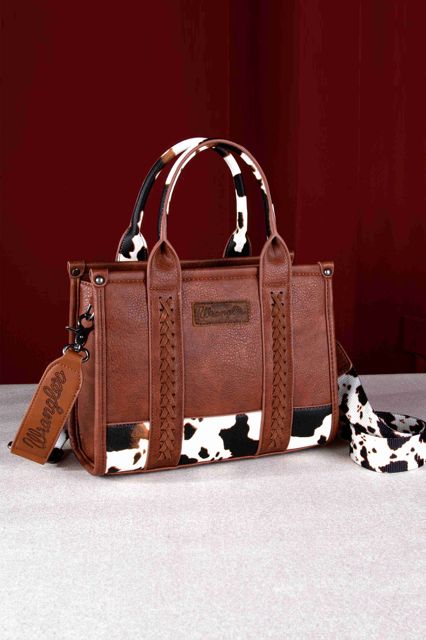 Wrangler Cow Print Cross Body Bag - X5S2955BAG