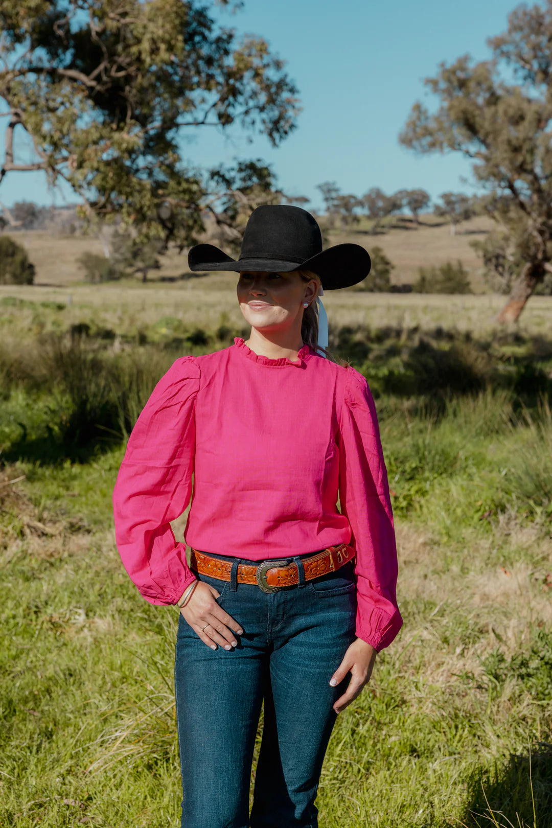 Black Colt Brooke Pink