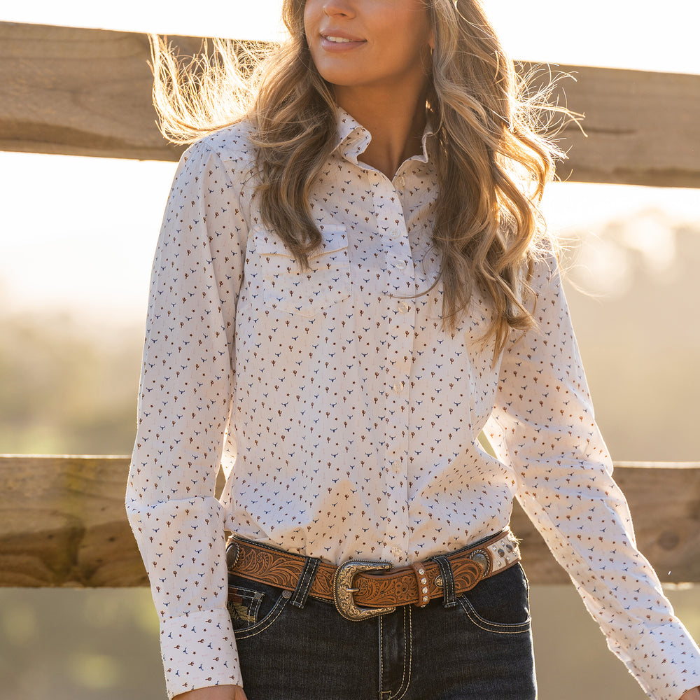 
                      
                        Pure Western Womens Clara Blouse - P4W2127903
                      
                    