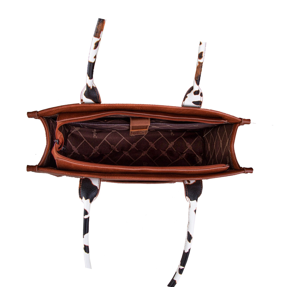 
                      
                        Wrangler Cow Print Tote Bag - Dark Tan X5S2935BAG
                      
                    